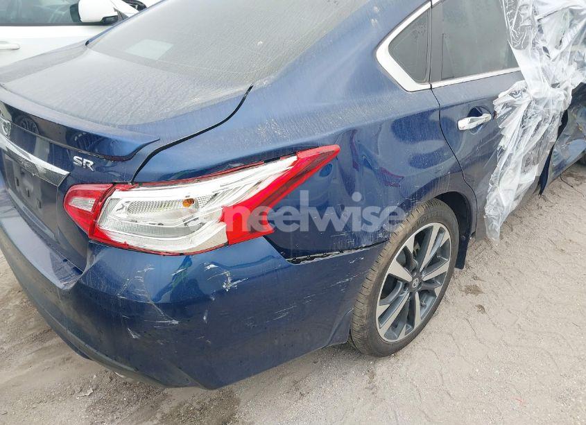 Photo 17 of 2016 Nissan Altima 2.5 SR (VIN 1N4AL3AP5GC229345)