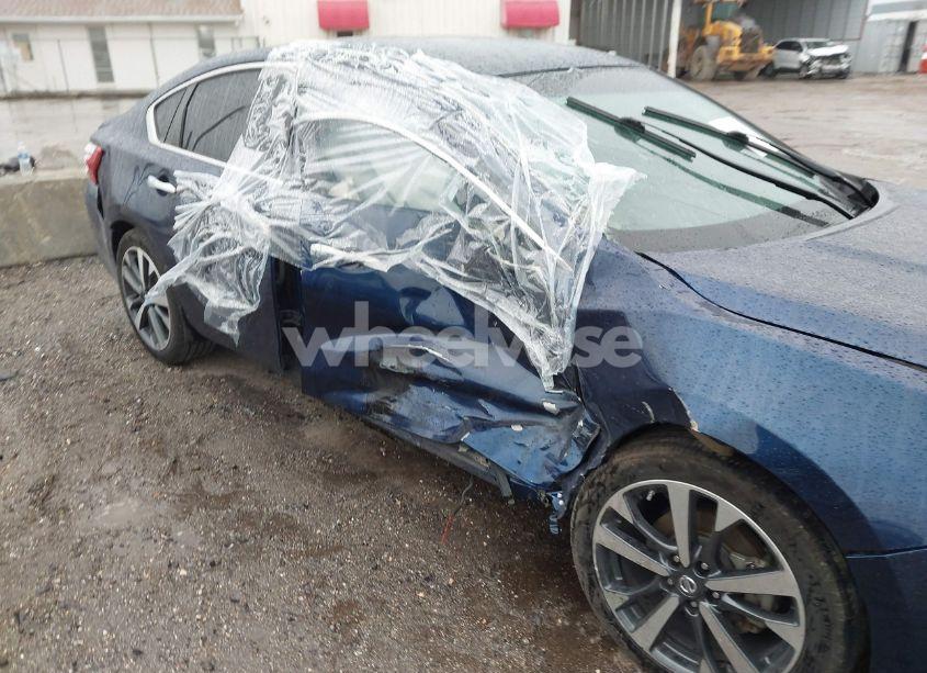 Photo 6 of 2016 Nissan Altima 2.5 SR (VIN 1N4AL3AP5GC229345)