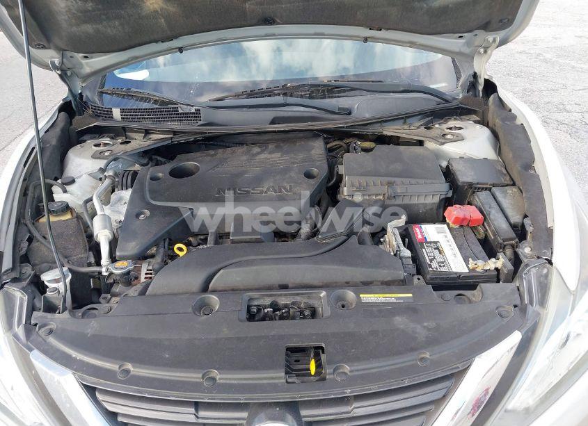 Photo 10 of 2016 Nissan Altima 2.5/2.5 S/2.5 SL/2.5 SR/2.5 SV (VIN 1N4AL3AP5GC234674)