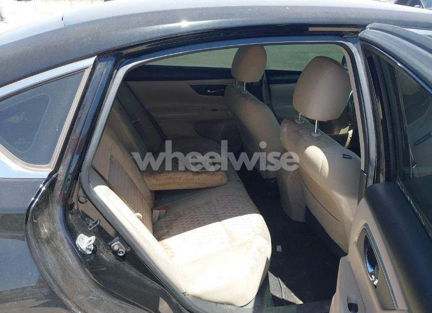 Photo 8 of 2016 Nissan Altima 2.5 SV (VIN 1N4AL3AP5GC245142)