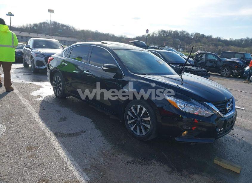 2016 Nissan Altima 2.5 SL (VIN 1N4AL3AP5GC245240) main photo