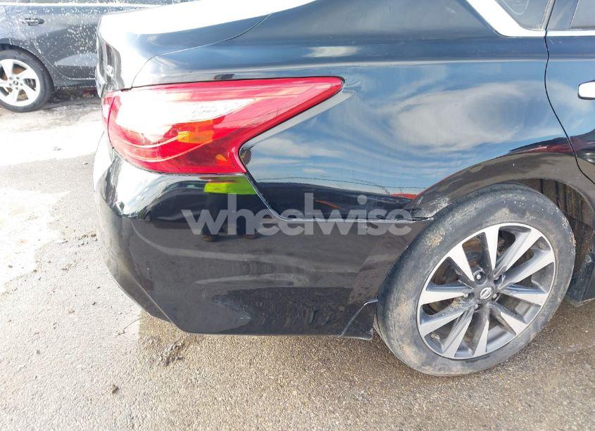 Photo 17 of 2016 Nissan Altima 2.5 SL (VIN 1N4AL3AP5GC245240)