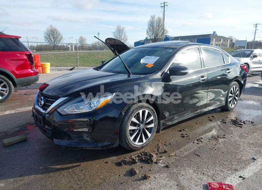 Photo 2 of 2016 Nissan Altima 2.5 SL (VIN 1N4AL3AP5GC245240)