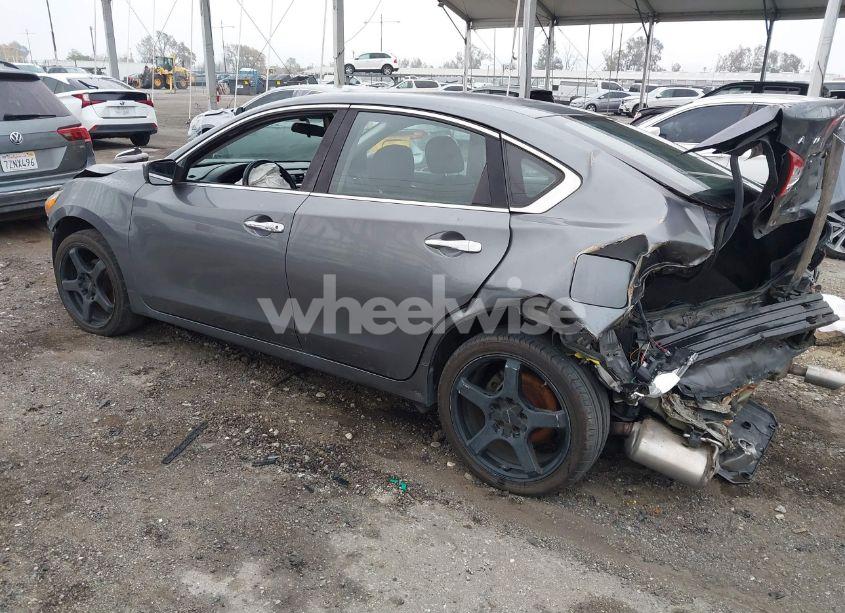 Photo 3 of 2016 Nissan Altima 2.5 S (VIN 1N4AL3AP5GC247702)