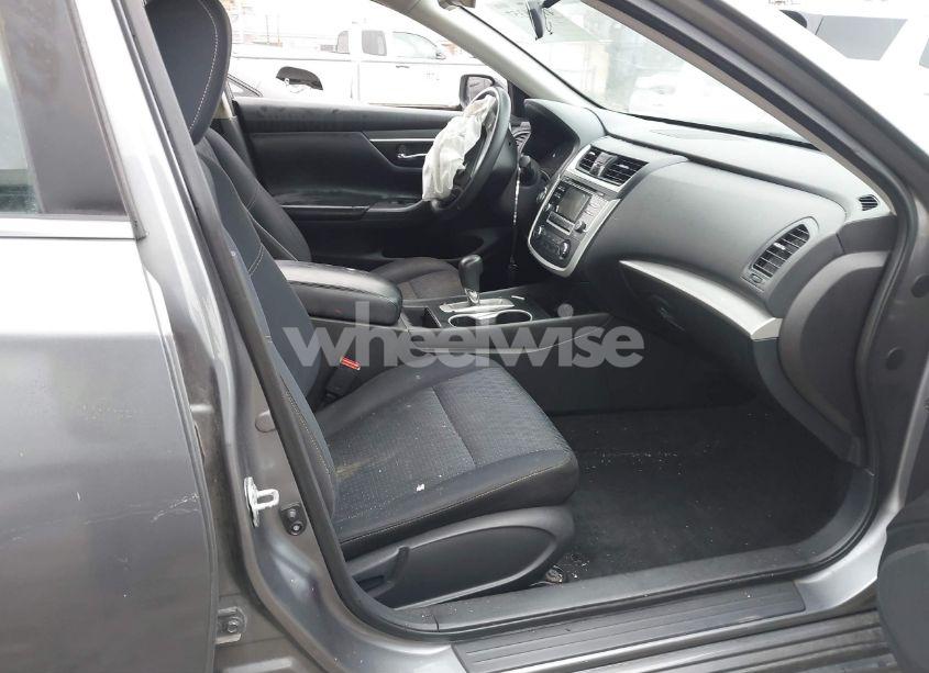 Photo 5 of 2016 Nissan Altima 2.5 S (VIN 1N4AL3AP5GC247702)