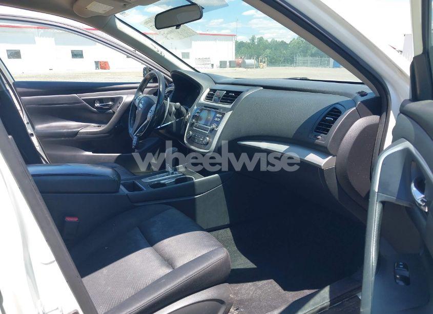 Photo 5 of 2016 Nissan Altima 2.5 SR (VIN 1N4AL3AP5GC252334)