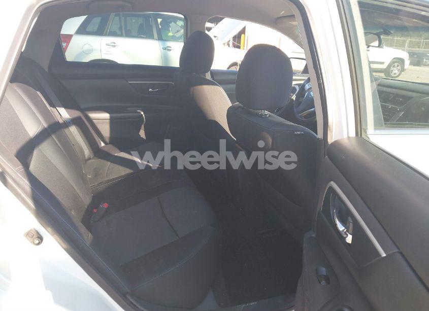 Photo 8 of 2016 Nissan Altima 2.5 SR (VIN 1N4AL3AP5GC262054)