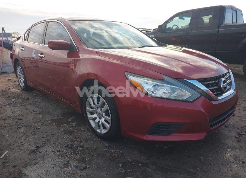 2016 Nissan Altima 2.5 S (VIN 1N4AL3AP5GC262345) main photo