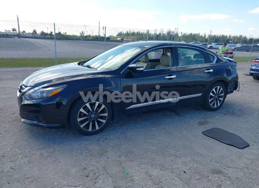 Photo 2 of 2016 Nissan Altima 2.5 SL (VIN 1N4AL3AP5GC269179)