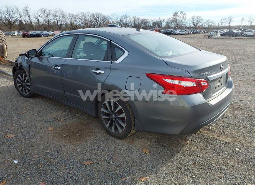 Photo 3 of 2016 Nissan Altima 2.5 SV (VIN 1N4AL3AP5GC271689)