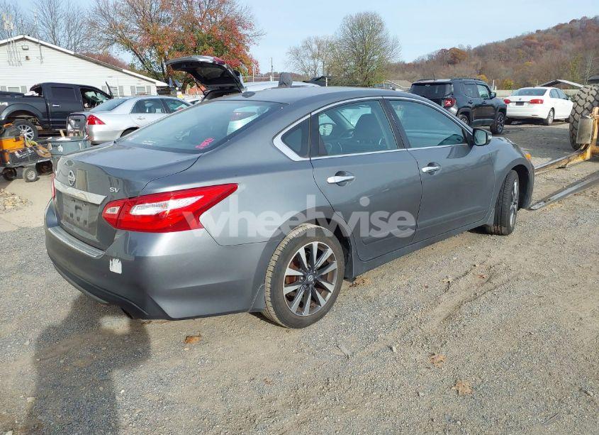 Photo 4 of 2016 Nissan Altima 2.5 SV (VIN 1N4AL3AP5GC271689)