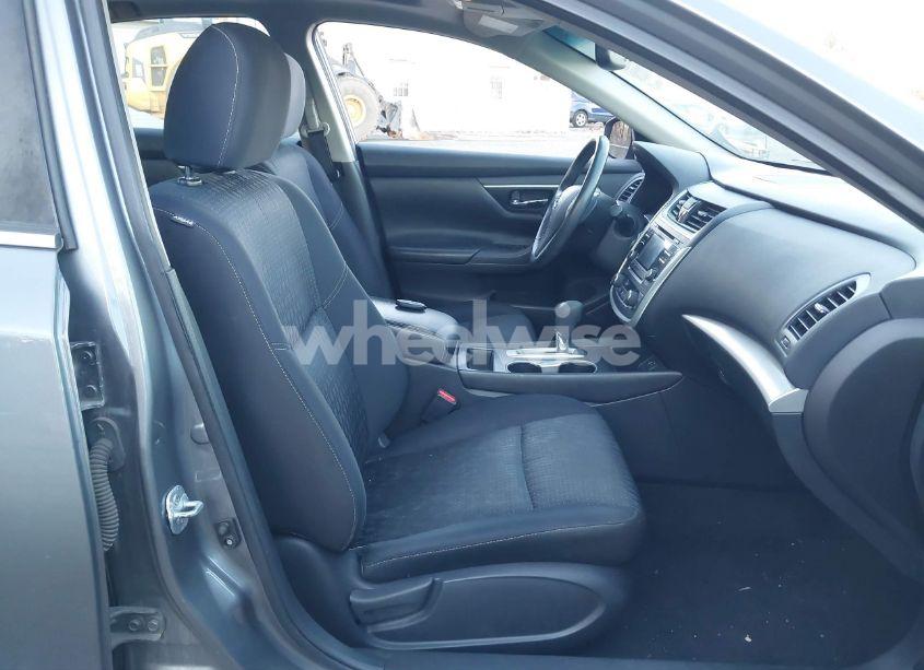 Photo 5 of 2016 Nissan Altima 2.5 SV (VIN 1N4AL3AP5GC271689)