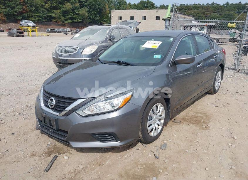 Photo 2 of 2016 Nissan Altima 2.5 S (VIN 1N4AL3AP5GC272468)