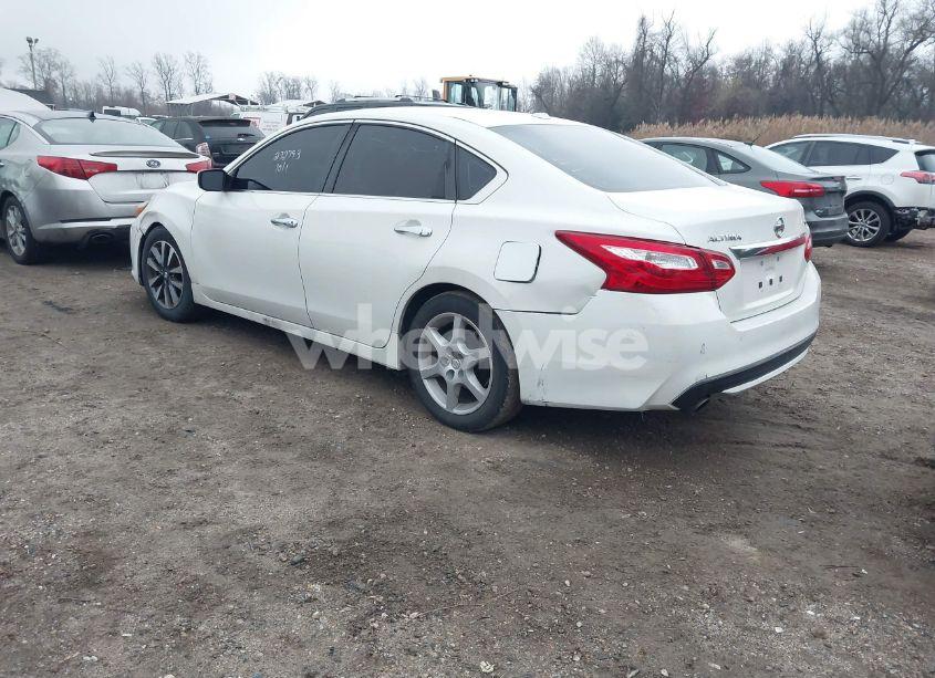 Photo 3 of 2016 Nissan Altima 2.5 SV (VIN 1N4AL3AP5GC272793)