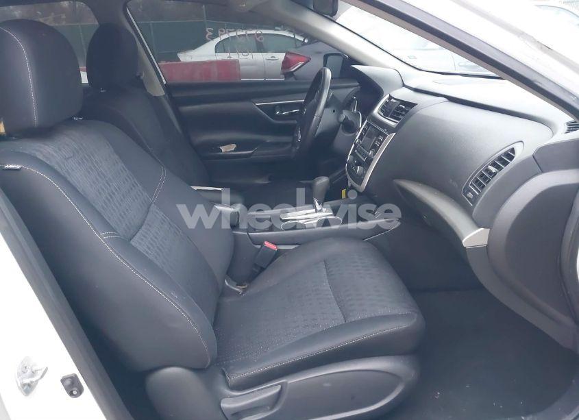 Photo 5 of 2016 Nissan Altima 2.5 SV (VIN 1N4AL3AP5GC272793)