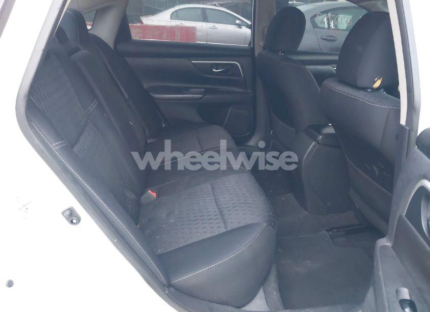 Photo 8 of 2016 Nissan Altima 2.5 SV (VIN 1N4AL3AP5GC272793)