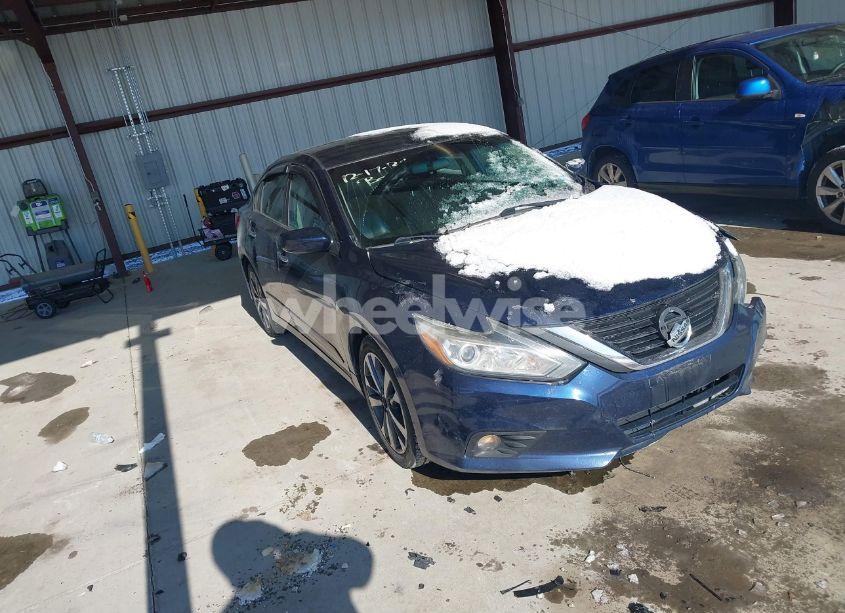 2016 Nissan Altima 2.5 SR (VIN 1N4AL3AP5GC280957) main photo