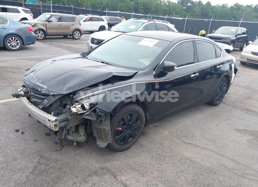 Photo 2 of 2016 Nissan Altima 2.5 SV (VIN 1N4AL3AP5GC289383)