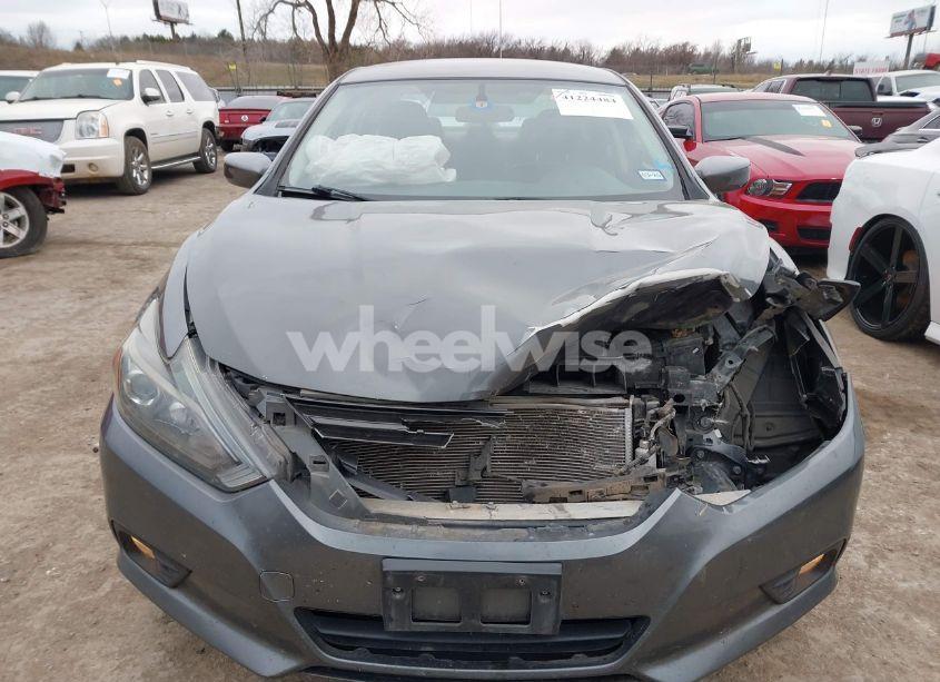 Photo 12 of 2016 Nissan Altima 2.5 SR (VIN 1N4AL3AP5GC290436)