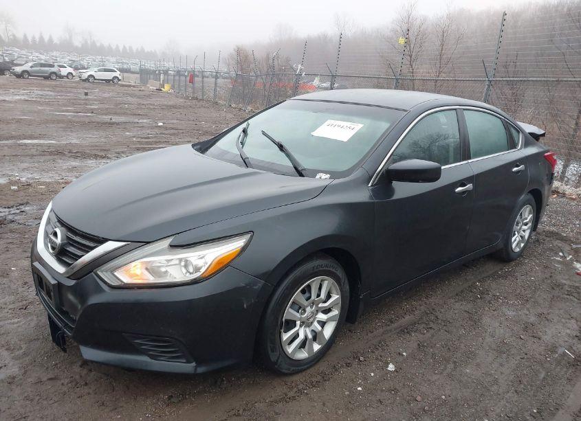 Photo 2 of 2016 Nissan Altima 2.5 S (VIN 1N4AL3AP5GC292820)