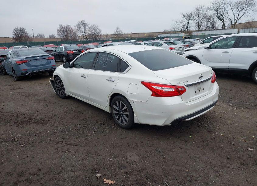 Photo 3 of 2016 Nissan Altima 2.5 SV (VIN 1N4AL3AP5GC295314)