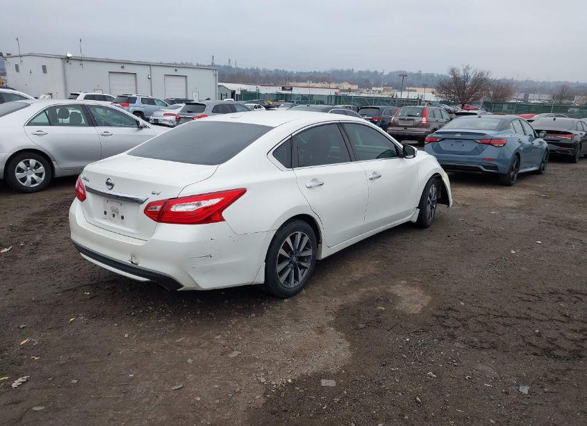 Photo 4 of 2016 Nissan Altima 2.5 SV (VIN 1N4AL3AP5GC295314)