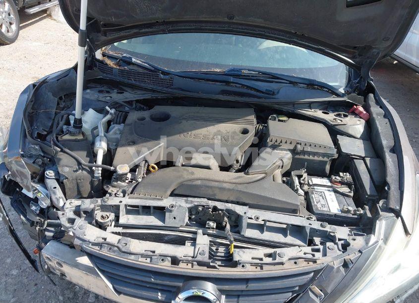 Photo 10 of 2016 Nissan Altima 2.5/2.5 S/2.5 SL/2.5 SR/2.5 SV (VIN 1N4AL3AP5GN304212)