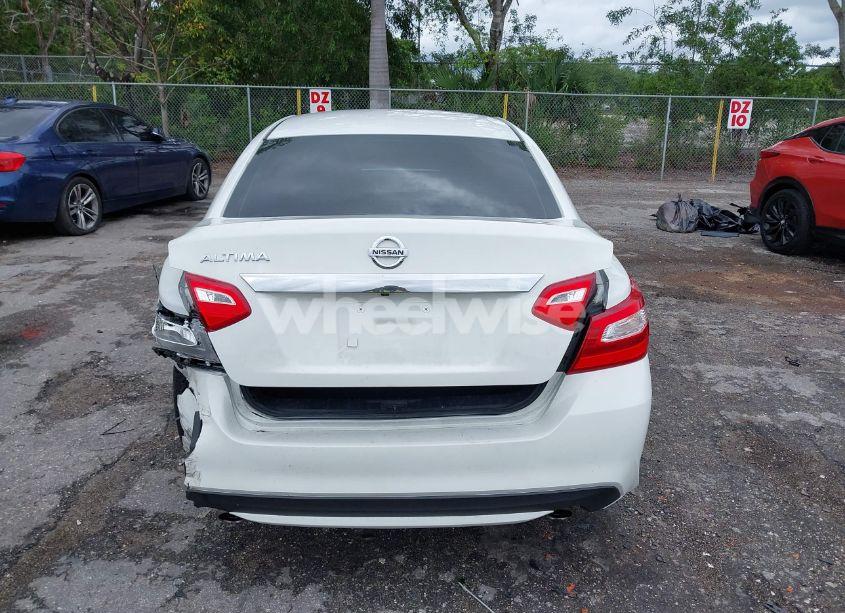 Photo 16 of 2016 Nissan Altima 2.5/2.5 S/2.5 SL/2.5 SR/2.5 SV (VIN 1N4AL3AP5GN309295)