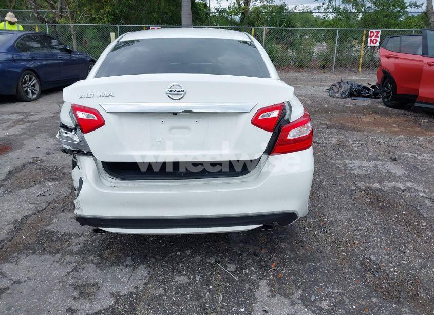 Photo 6 of 2016 Nissan Altima 2.5/2.5 S/2.5 SL/2.5 SR/2.5 SV (VIN 1N4AL3AP5GN309295)