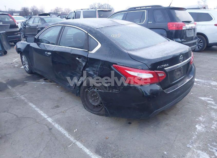 Photo 3 of 2016 Nissan Altima 2.5 S (VIN 1N4AL3AP5GN321172)