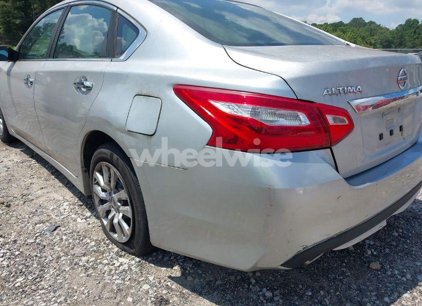 Photo 12 of 2016 Nissan Altima 2.5/2.5 S/2.5 SL/2.5 SR/2.5 SV (VIN 1N4AL3AP5GN328252)