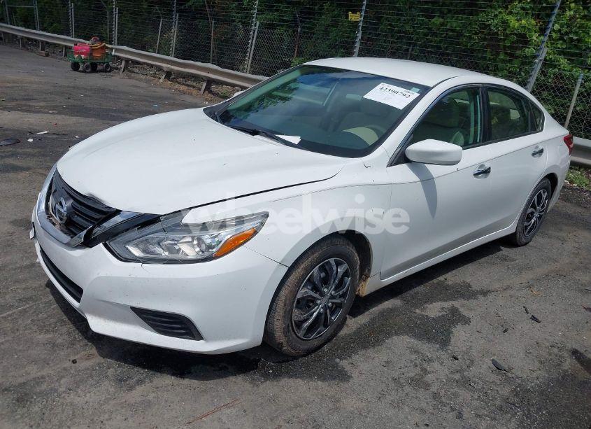 Photo 2 of 2016 Nissan Altima 2.5 S (VIN 1N4AL3AP5GN333676)