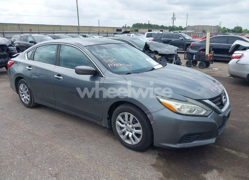 2016 Nissan Altima 2.5/2.5 S/2.5 SL/2.5 SR/2.5 SV (VIN 1N4AL3AP5GN336139) main photo