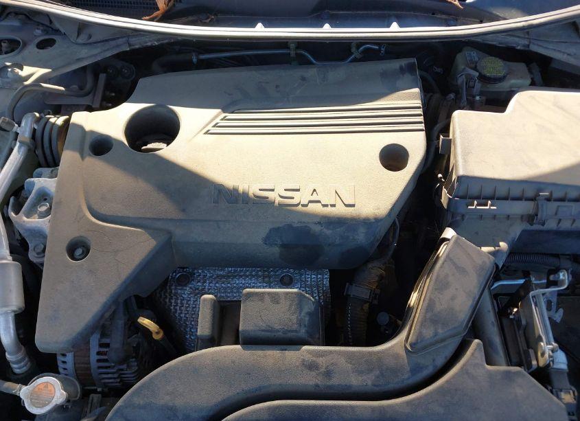 Photo 10 of 2016 Nissan Altima 2.5/2.5 S/2.5 SL/2.5 SR/2.5 SV (VIN 1N4AL3AP5GN343804)