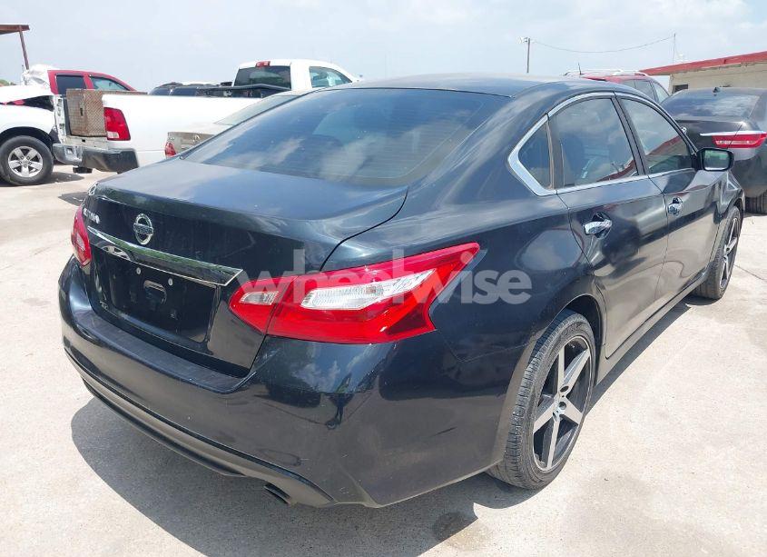 Photo 4 of 2016 Nissan Altima 2.5 S (VIN 1N4AL3AP5GN356858)