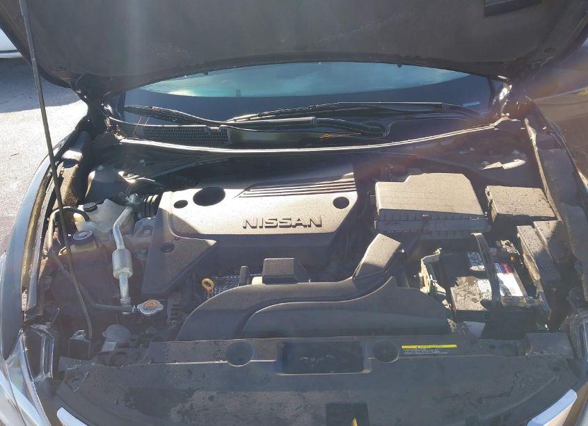 Photo 10 of 2016 Nissan Altima 2.5/2.5 S/2.5 SL/2.5 SR/2.5 SV (VIN 1N4AL3AP5GN369528)