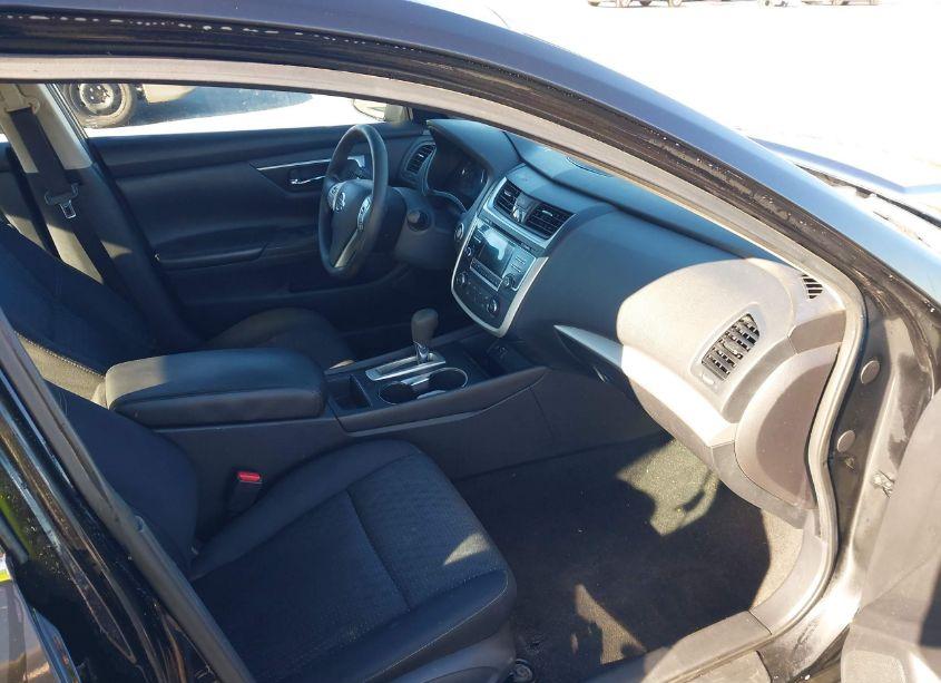 Photo 5 of 2016 Nissan Altima 2.5/2.5 S/2.5 SL/2.5 SR/2.5 SV (VIN 1N4AL3AP5GN369528)