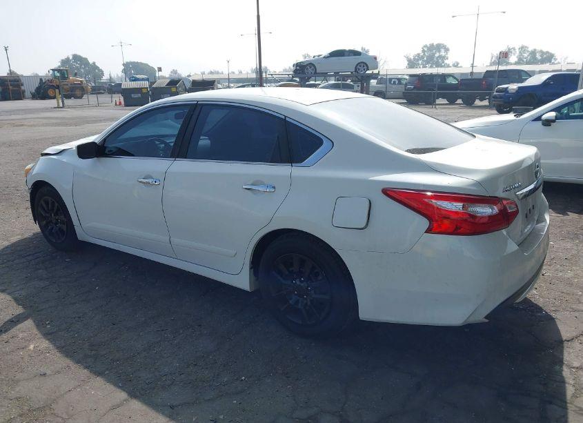 Photo 3 of 2016 Nissan Altima 2.5 S (VIN 1N4AL3AP5GN380934)