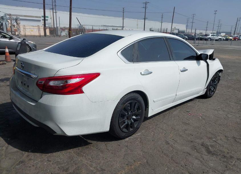 Photo 4 of 2016 Nissan Altima 2.5 S (VIN 1N4AL3AP5GN380934)