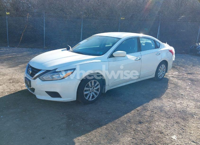 Photo 2 of 2016 Nissan Altima 2.5 S (VIN 1N4AL3AP5GN383137)