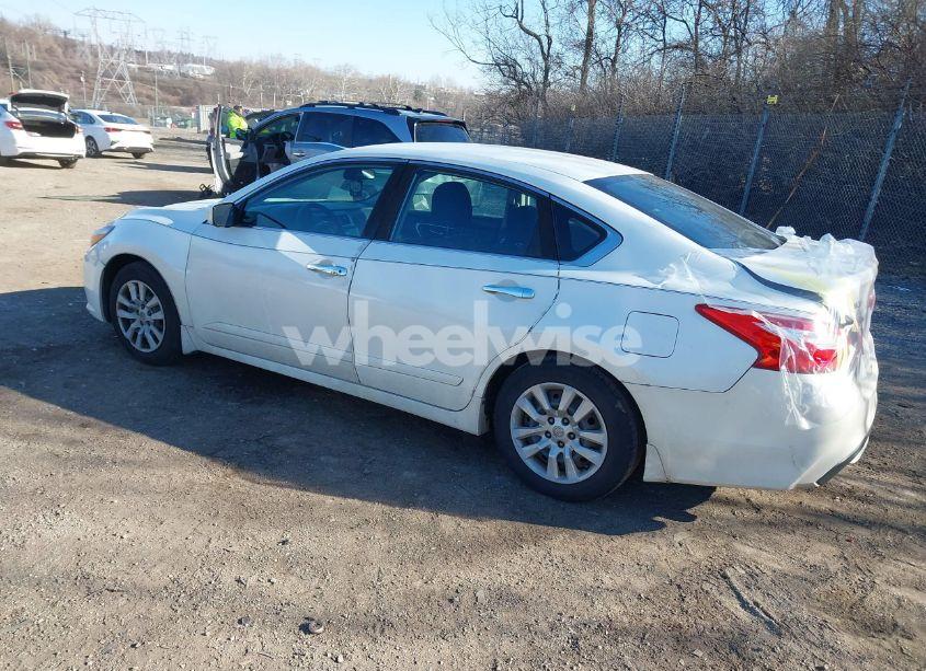 Photo 3 of 2016 Nissan Altima 2.5 S (VIN 1N4AL3AP5GN383137)