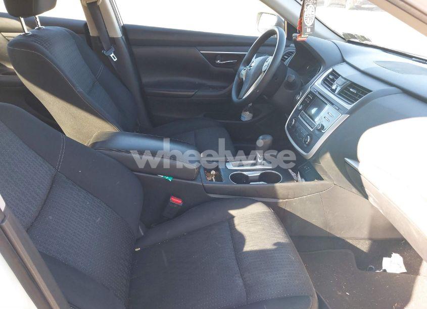 Photo 5 of 2016 Nissan Altima 2.5 S (VIN 1N4AL3AP5GN383137)