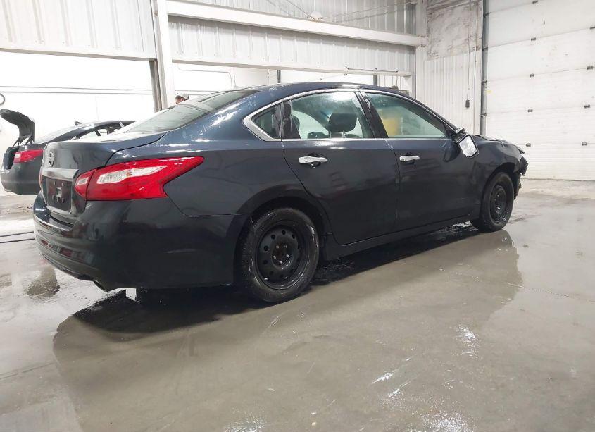 Photo 4 of 2016 Nissan Altima 2.5 S (VIN 1N4AL3AP5GN383431)