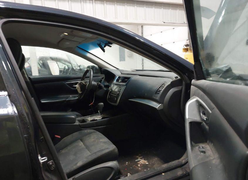 Photo 5 of 2016 Nissan Altima 2.5 S (VIN 1N4AL3AP5GN383431)