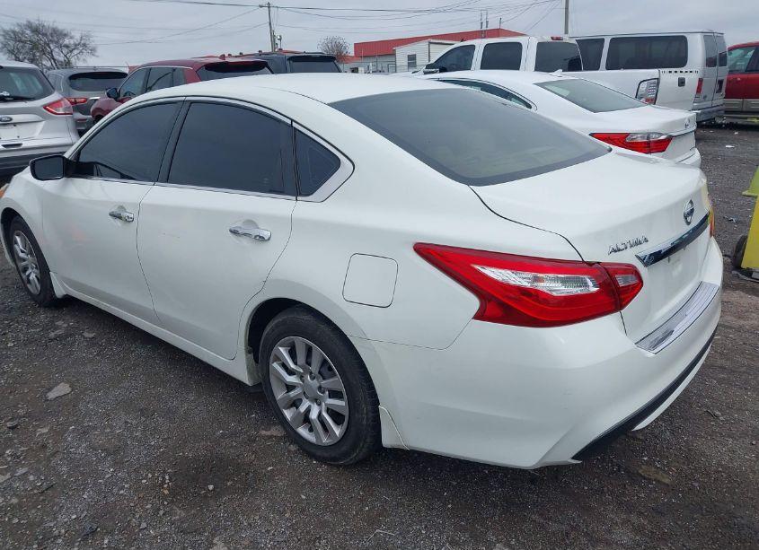 Photo 3 of 2016 Nissan Altima 2.5 S (VIN 1N4AL3AP5GN386989)