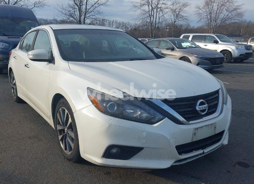 Photo 6 of 2017 Nissan Altima 2.5 SL (VIN 1N4AL3AP5HC131496)