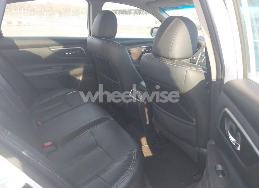 Photo 8 of 2017 Nissan Altima 2.5 SL (VIN 1N4AL3AP5HC131496)