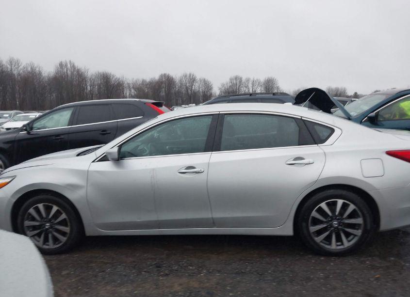 Photo 14 of 2017 Nissan Altima 2.5 SV (VIN 1N4AL3AP5HC148878)