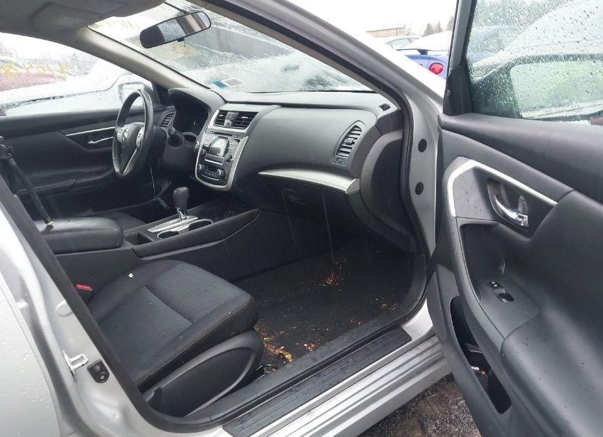 Photo 5 of 2017 Nissan Altima 2.5 SV (VIN 1N4AL3AP5HC148878)