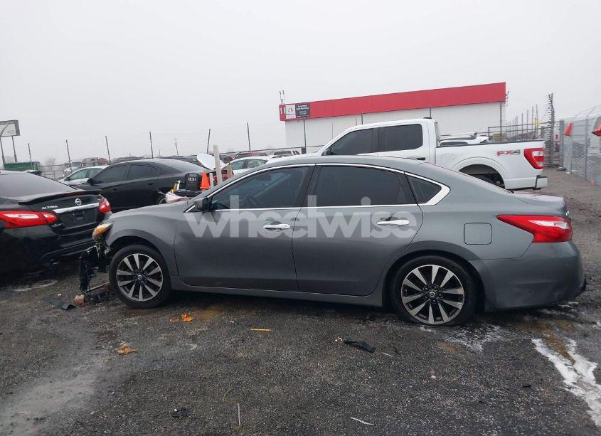 Photo 14 of 2017 Nissan Altima 2.5 SV (VIN 1N4AL3AP5HC162697)